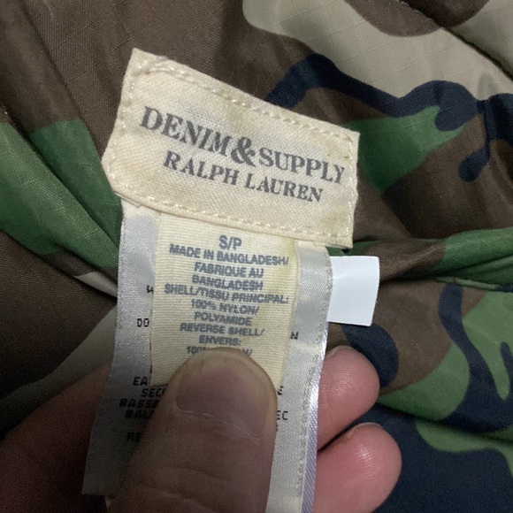 Ralph Lauren Camo Down filled vest - Picture 2 of 3